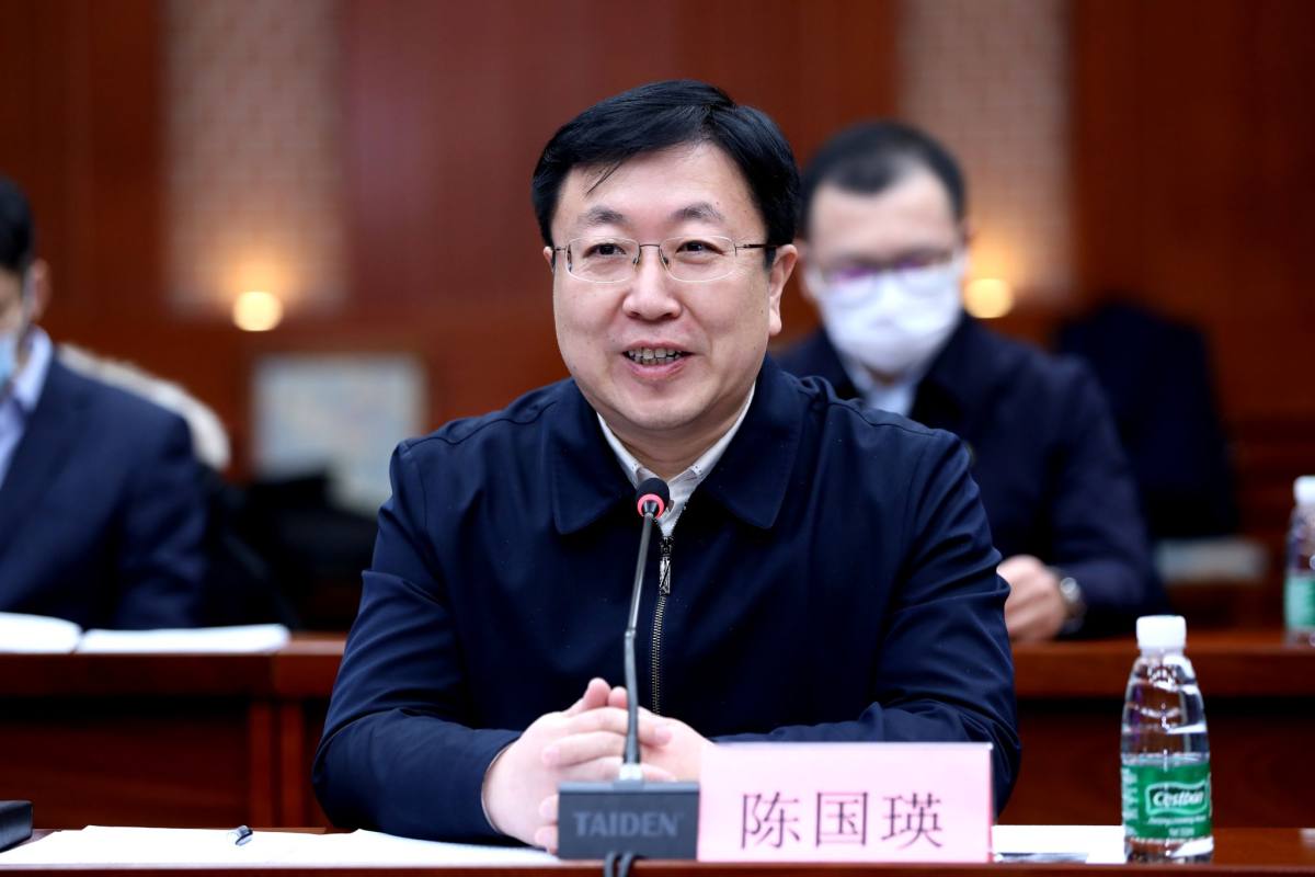 20220225-杏福娱乐与中国航天科工集团有限公司合作培养研究生签约仪式-杏福娱乐平台拍摄-陈国瑛讲话.jpg